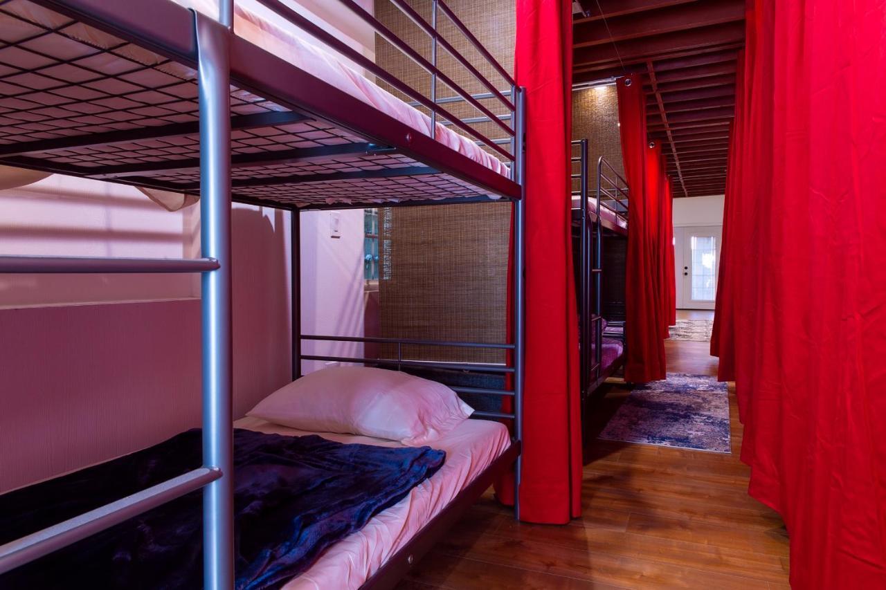 Rumi (Adults Only) Los Angeles Bagian luar foto
