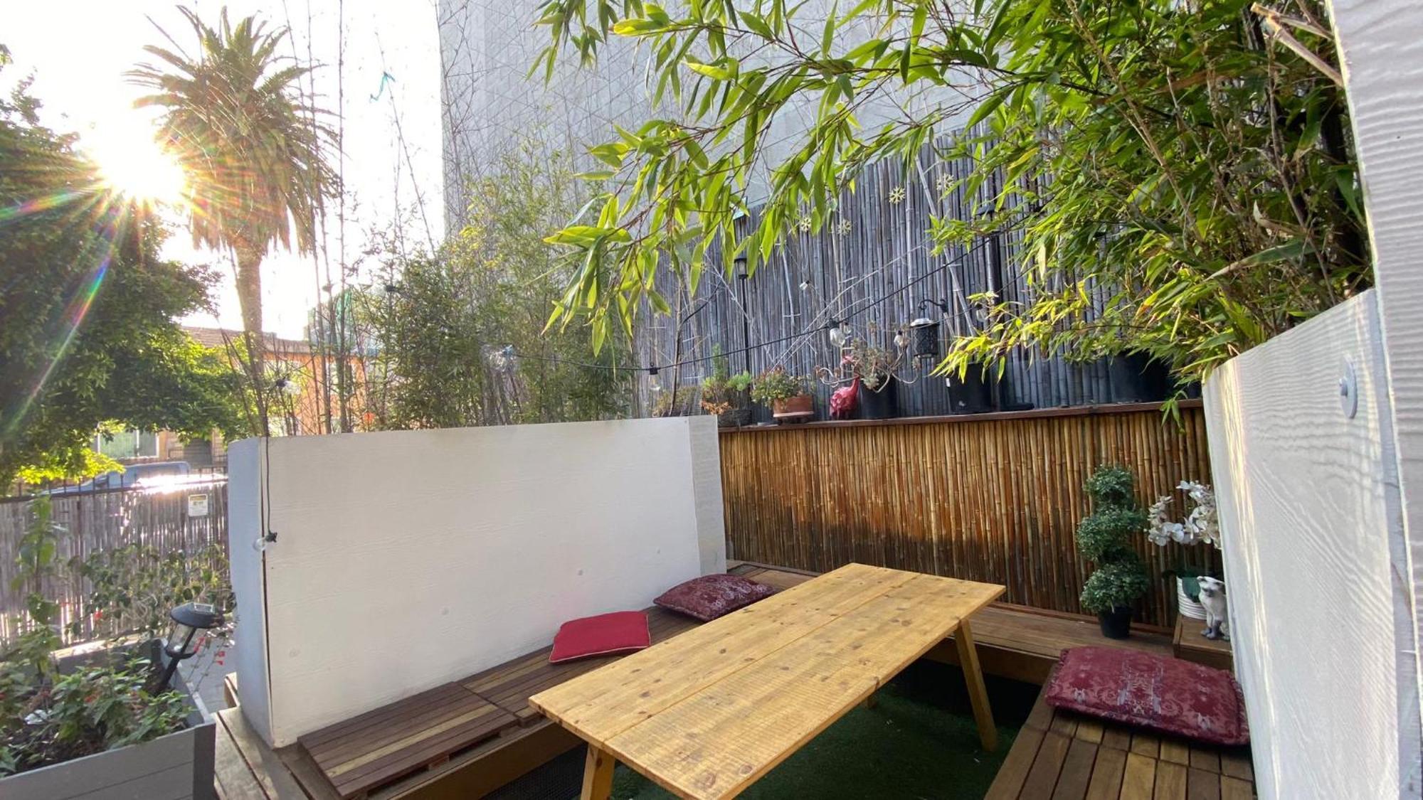 Rumi (Adults Only) Los Angeles Bagian luar foto